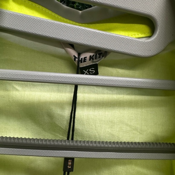 (A74) NWT The Knit | Zoe Button down In Lime - Picture 7 of 10